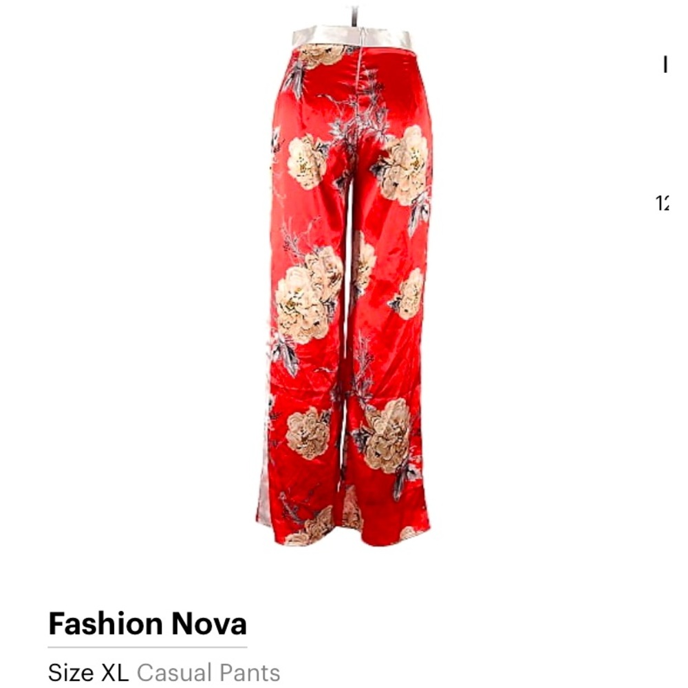 Pretty, cute, feminine wide-leg Fashion Nova pants